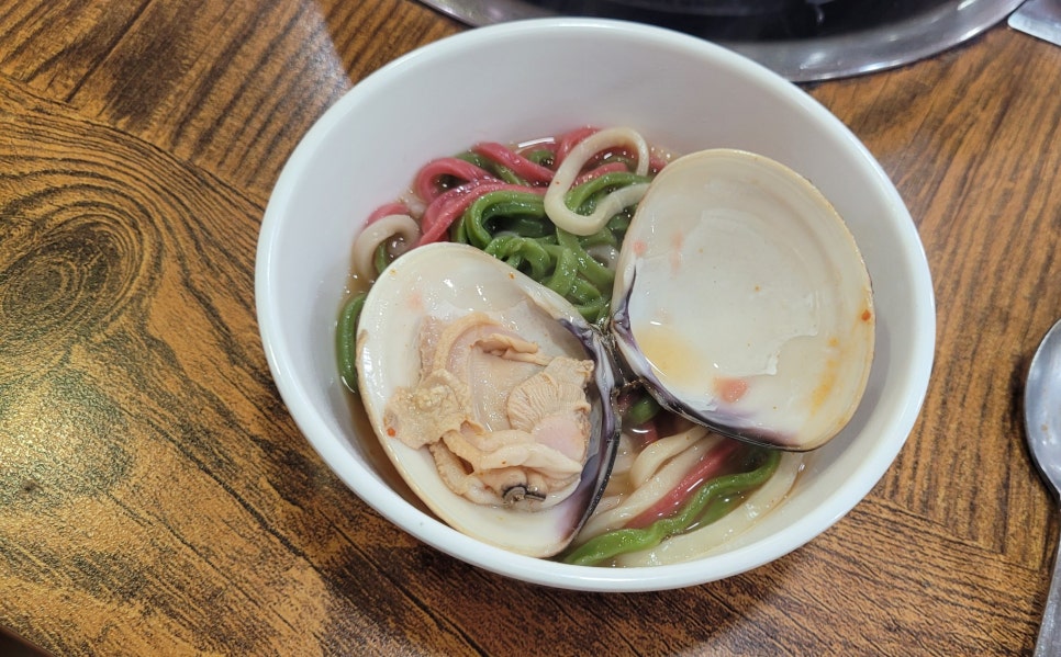 윤지네칼국수 이미지