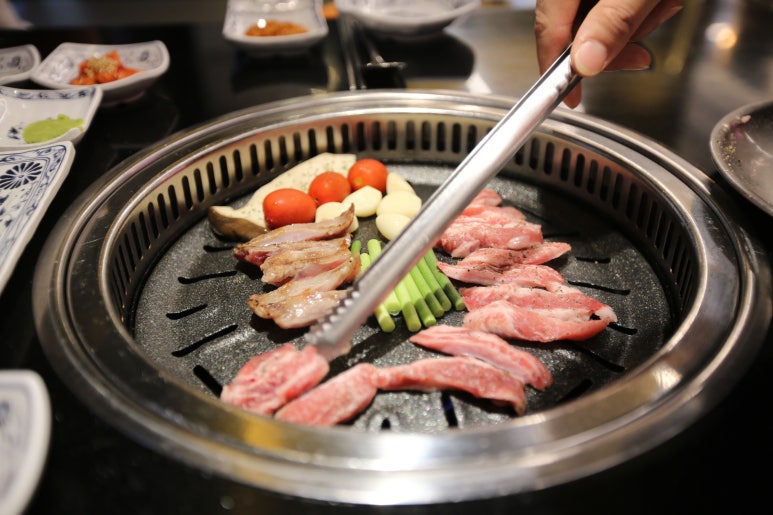 야생고기집 이미지