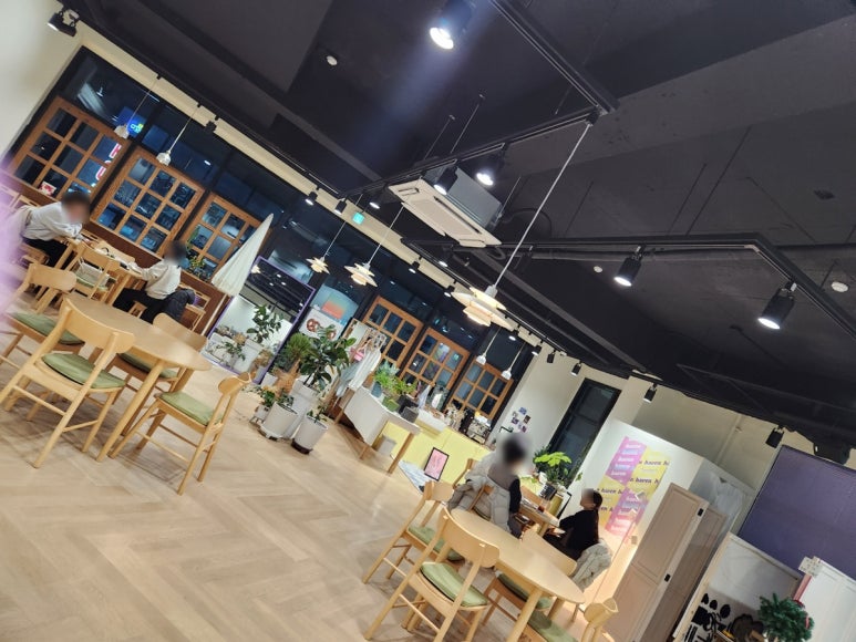 헤이븐커피바 이미지