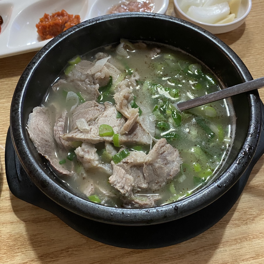 한뚝배기 돼지국밥 이미지