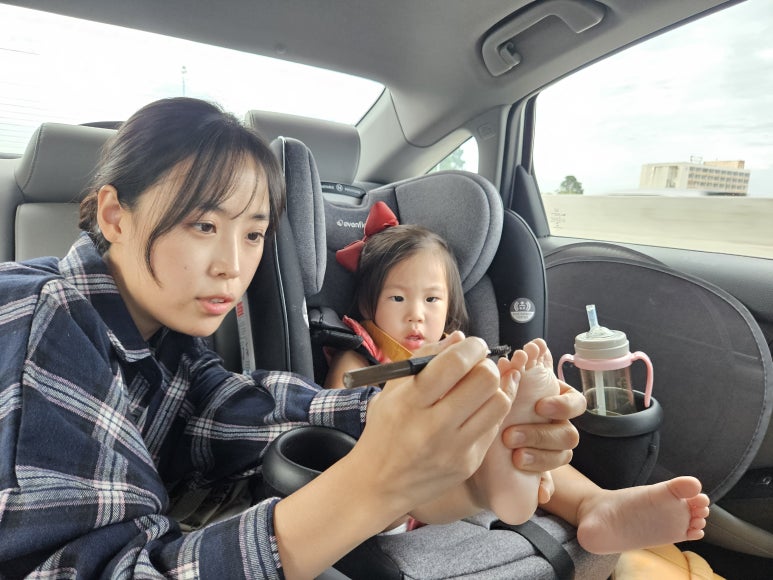 리아아이브로우 이미지