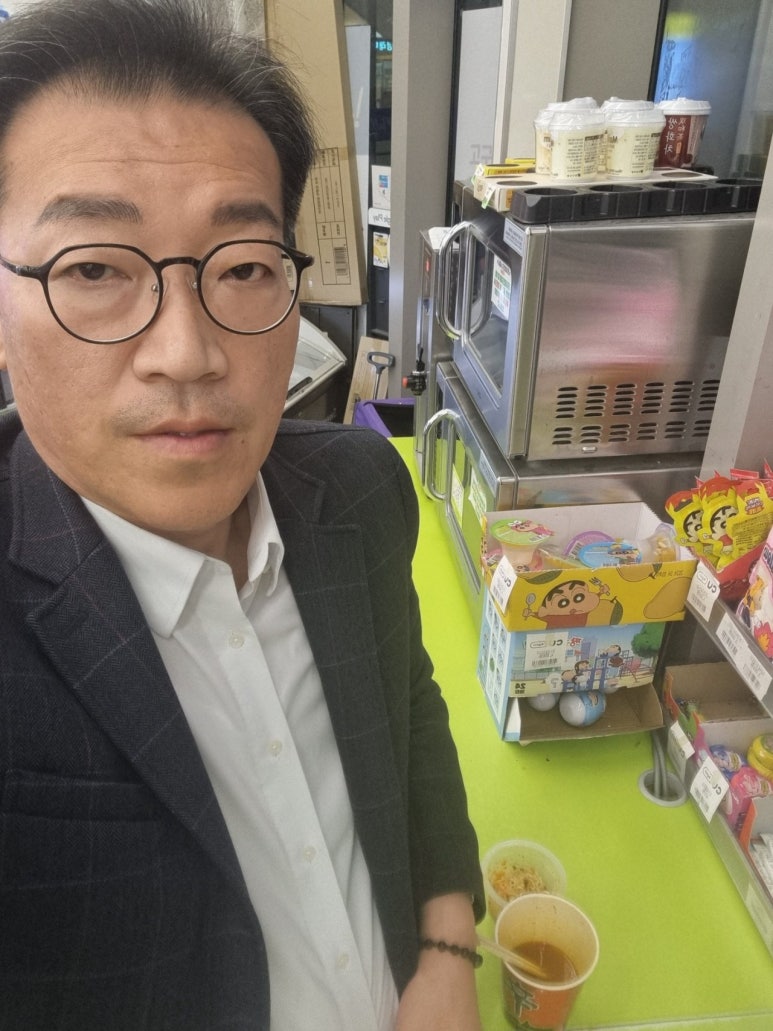 용산역편의점 이미지