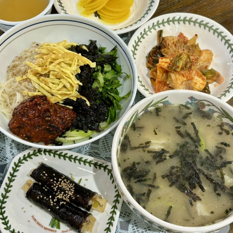 뜰안에김밥 이미지