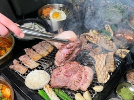 숯불지리산흑돼지 이미지