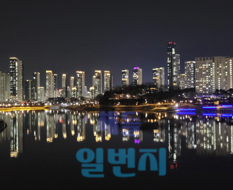 수도개발중기 이미지