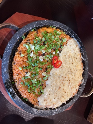 금빛돼지 이미지