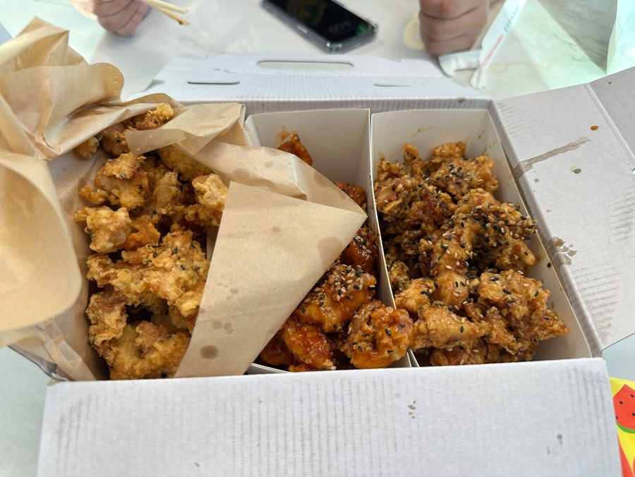 가마솥품은치킨 이미지