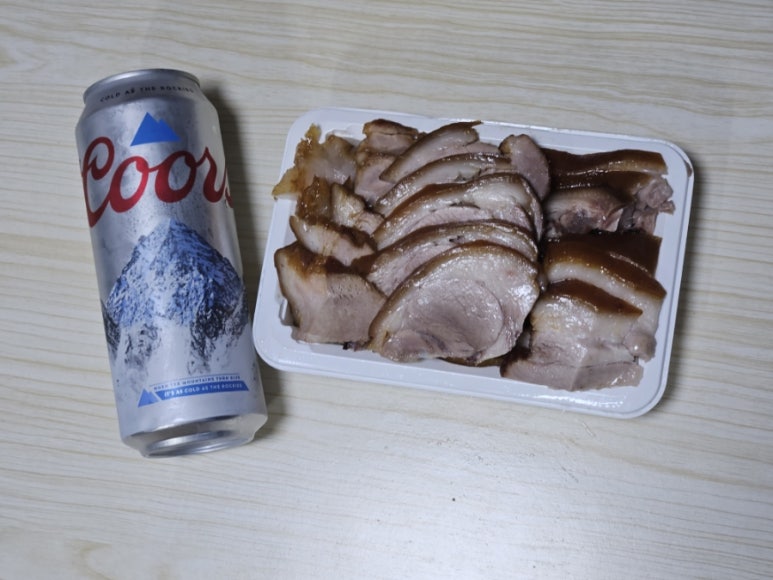 고인돌왕족발 이미지