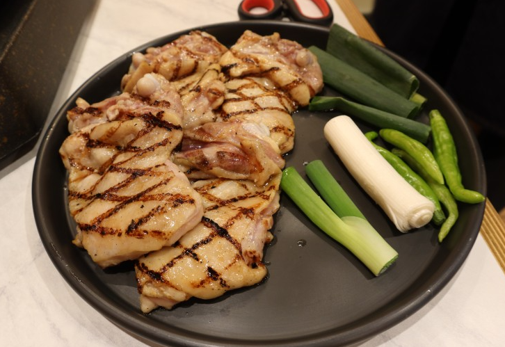 아주맛있는닭 이미지
