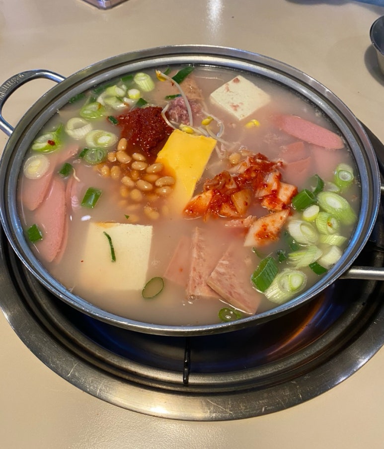 더베이스캠프 이미지