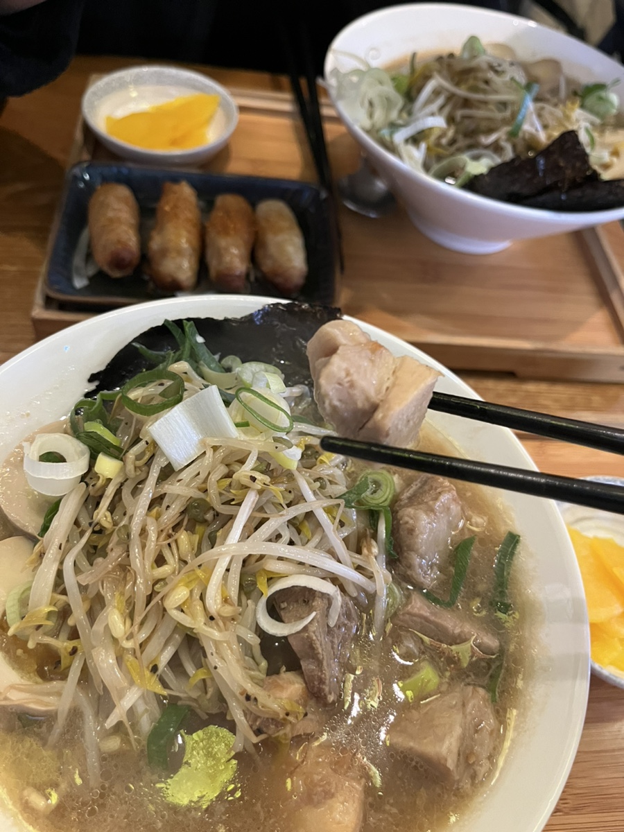 초이라멘 이미지