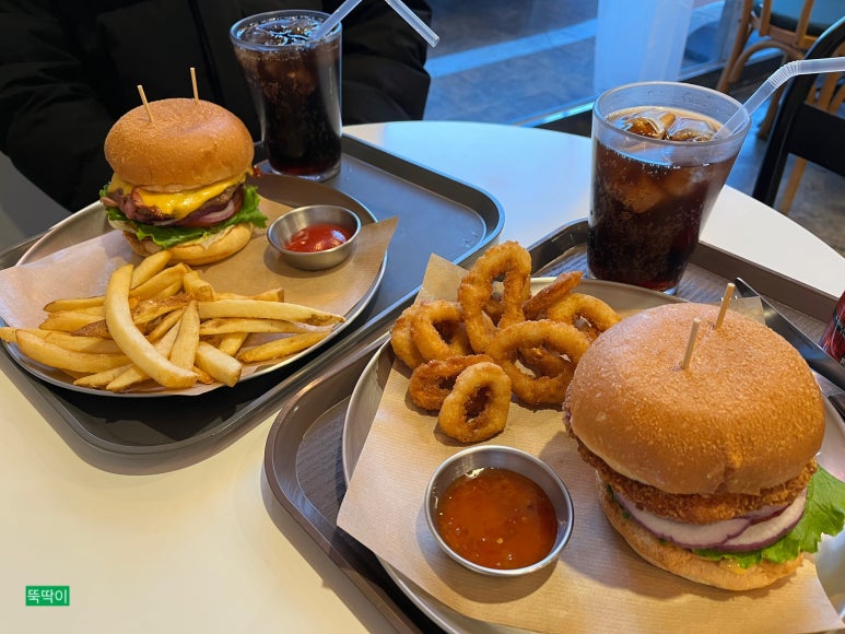 커피&착한수제버거 이미지