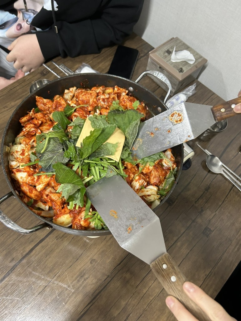 만두랑 닭갈비랑 이미지