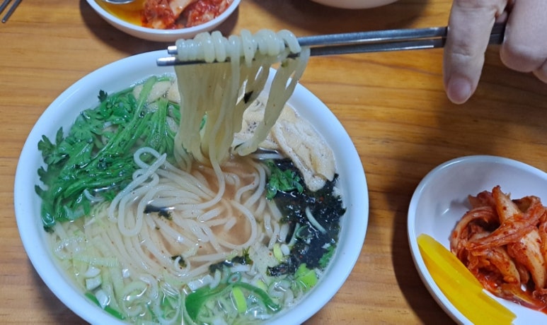 기계우동옛날짜장 이미지
