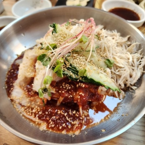 최고닭칼국수 이미지