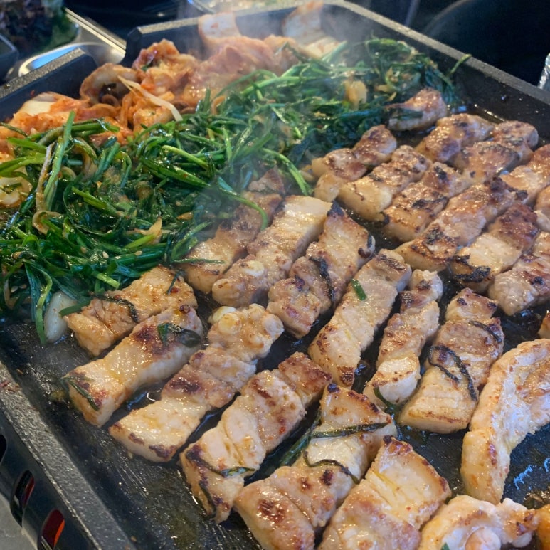 부추생삼겹살 이미지