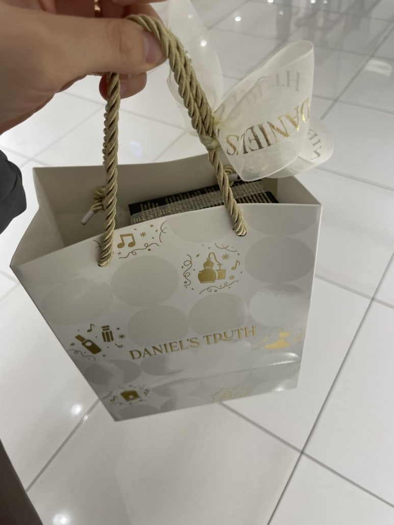 다니엘트루스롯데 이미지
