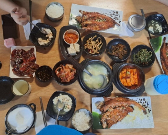 어둔골 손두부 이미지