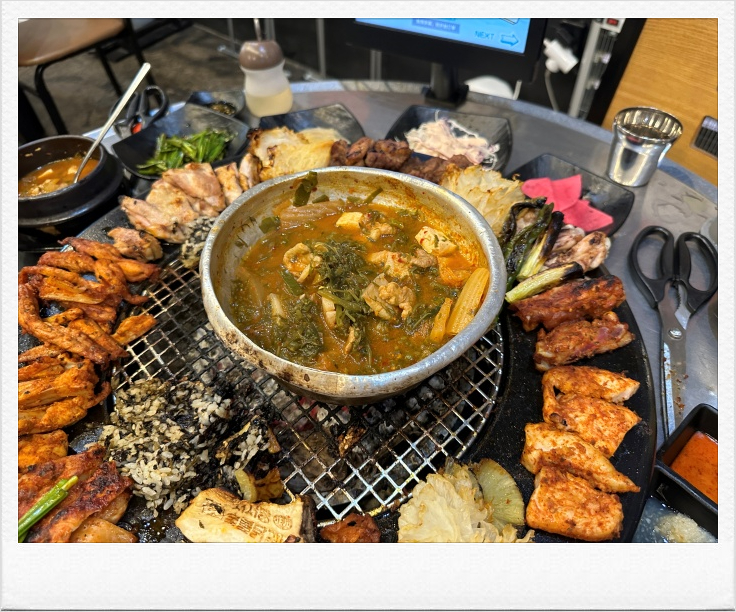 서서방숯불닭갈비 이미지