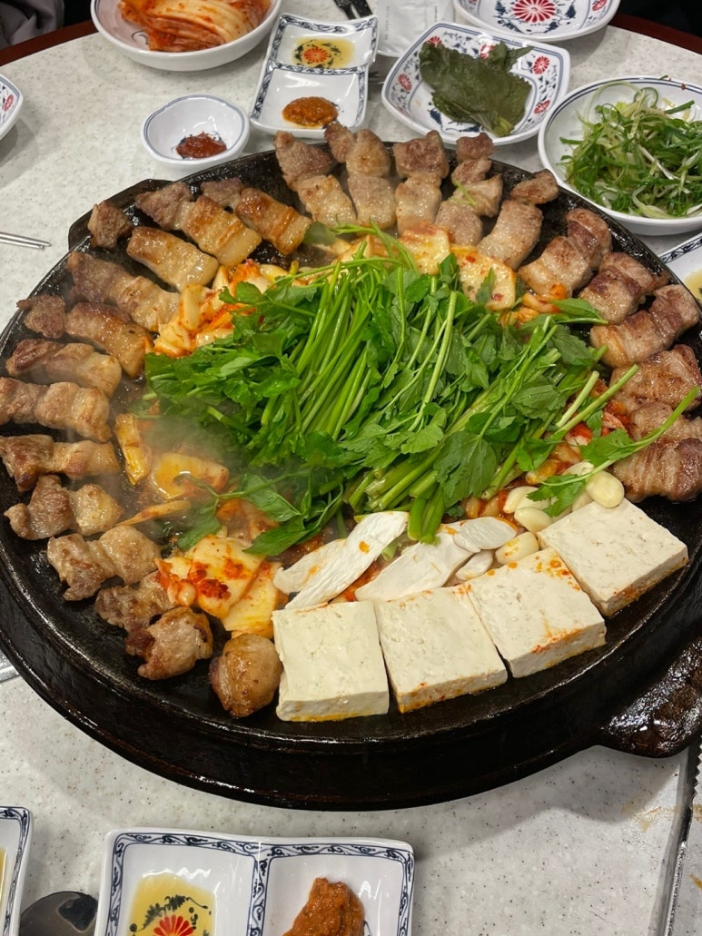 신림솥뚜껑삼겹살 이미지