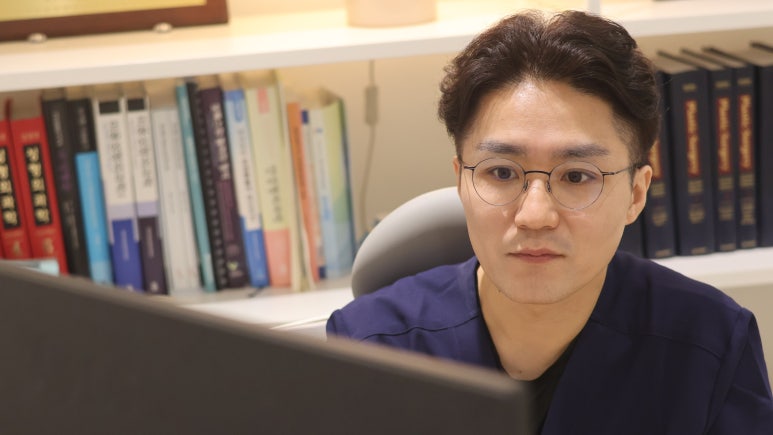 뉴진성형외과 이미지