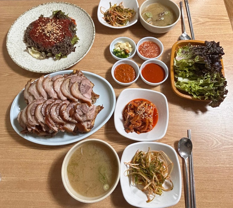 고향왕족발보쌈 이미지