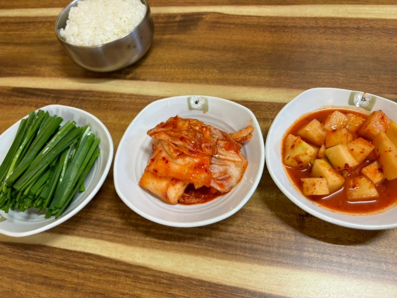 신장터족발돼지국밥 이미지
