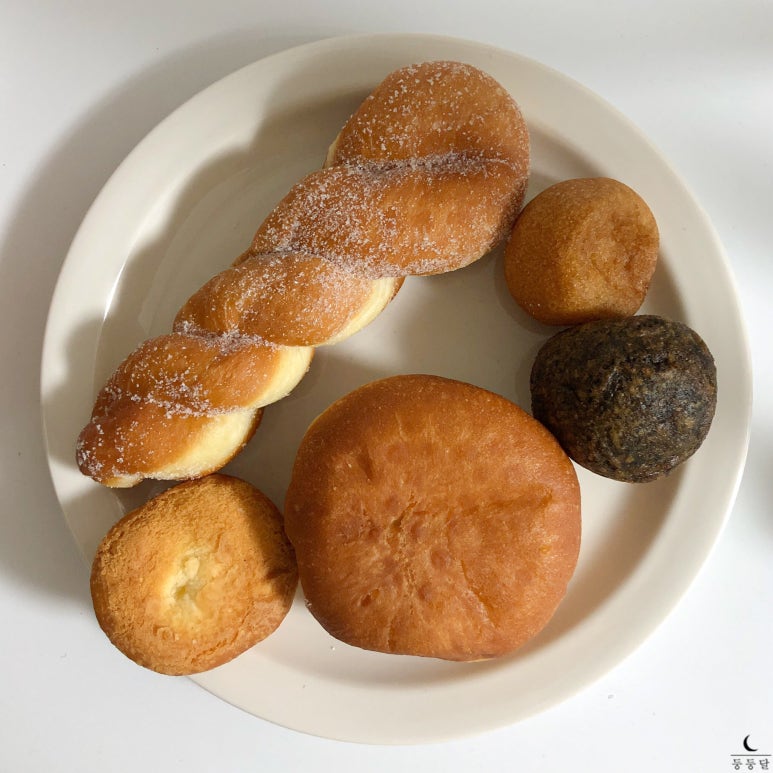 아차산찹쌀꽈배기 이미지