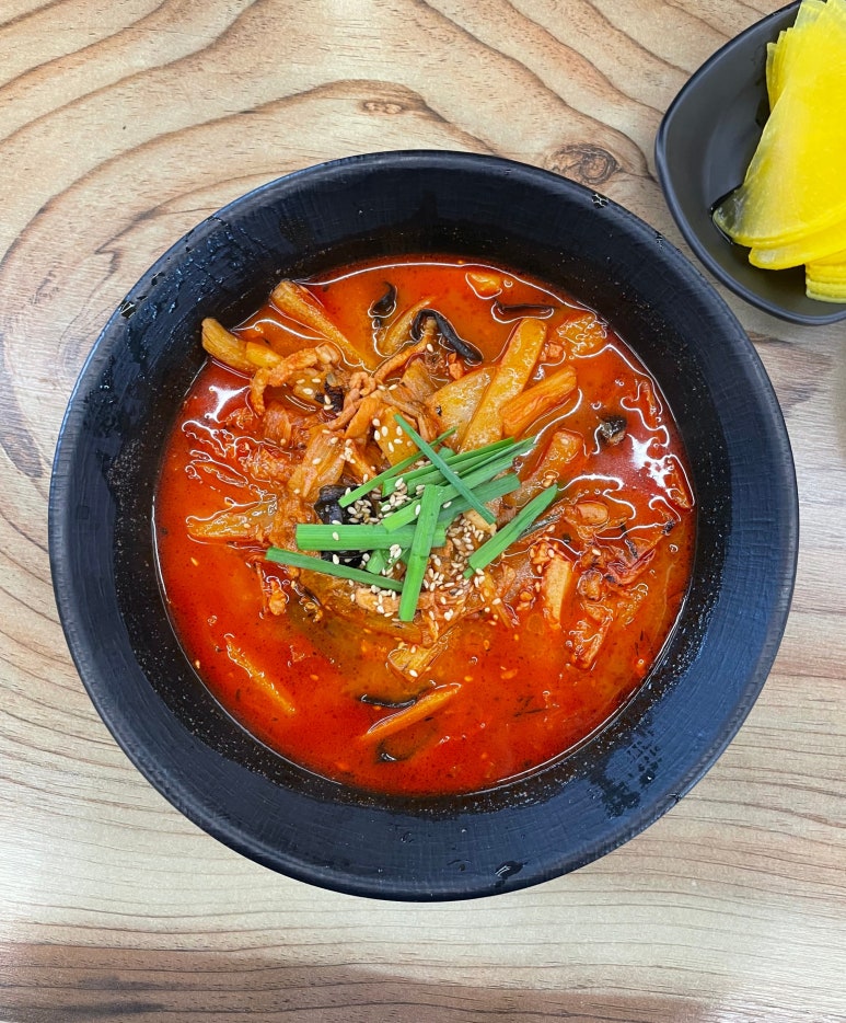 칼뽕 이미지