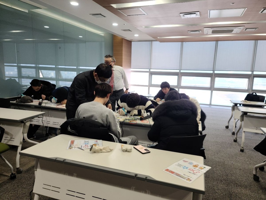 로봇스페이스 이미지