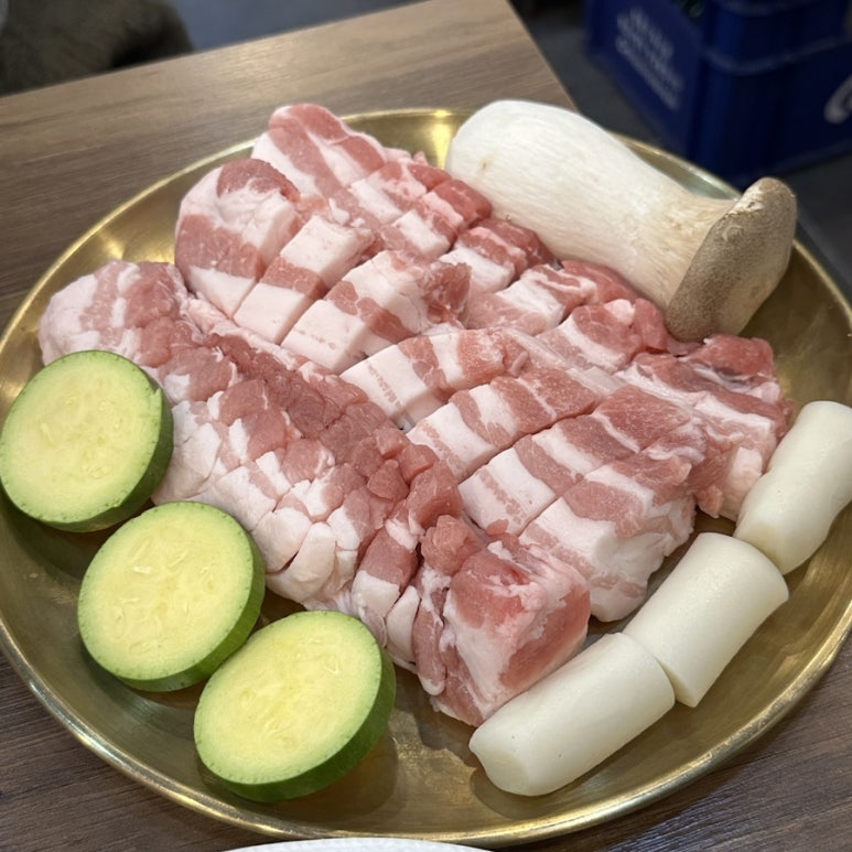 금되야지 이미지