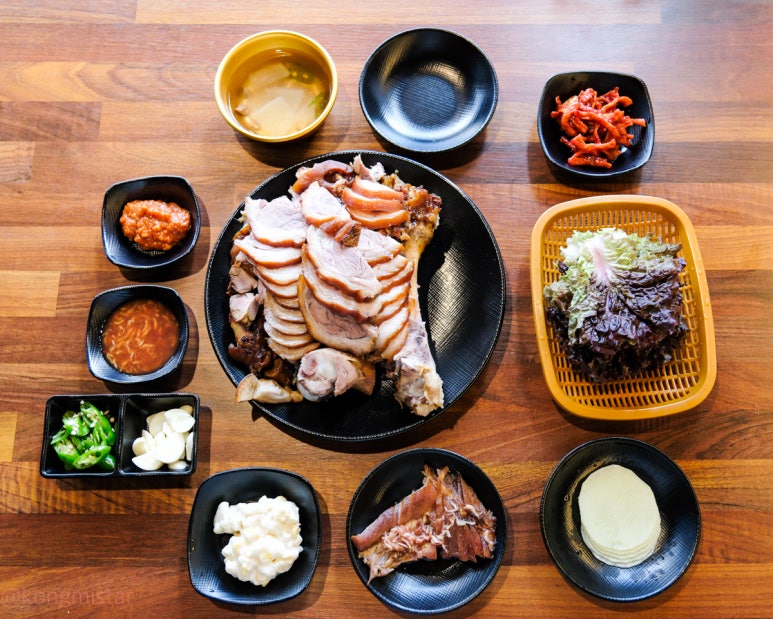 오향왕족발 이미지