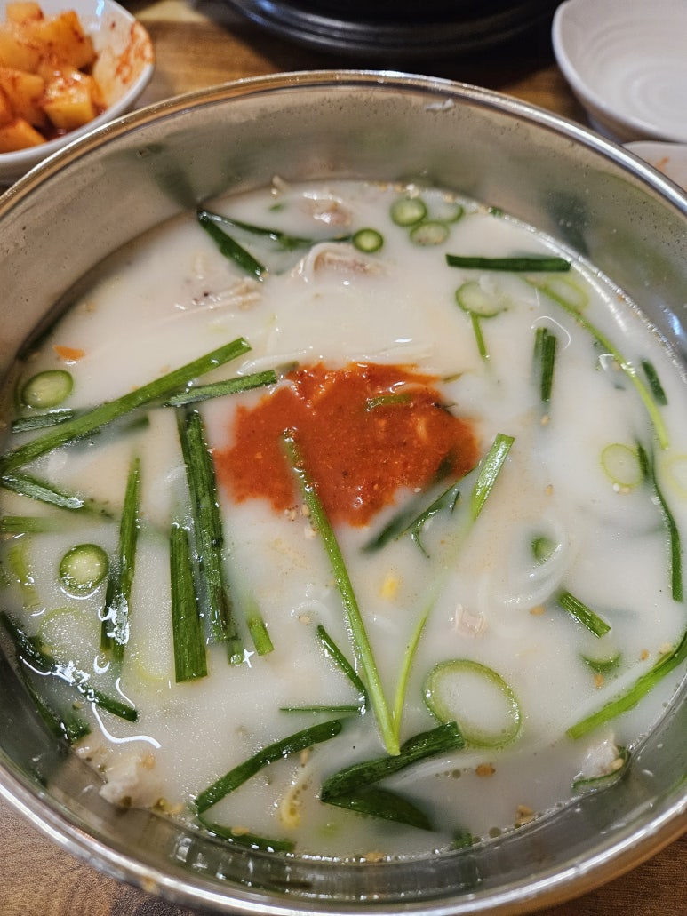 신장터국수 이미지