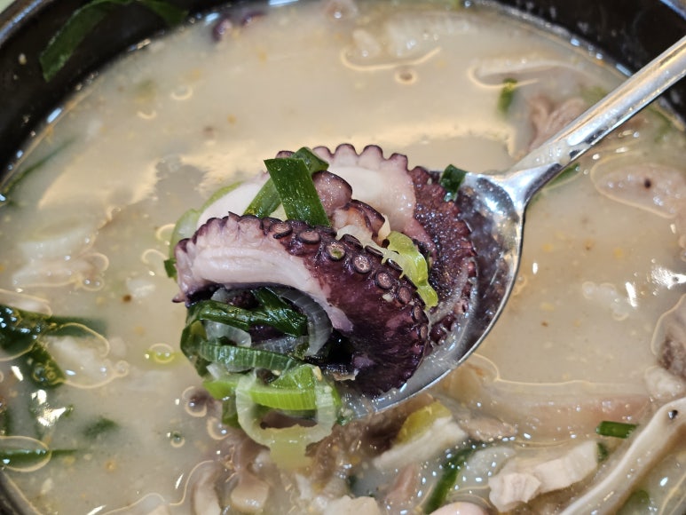 꿀꿀 진순대국 이미지