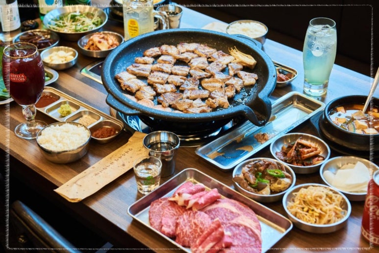 암소한우암돼지 이미지