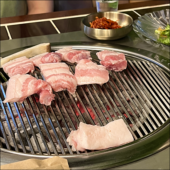 블랙돼지 이미지