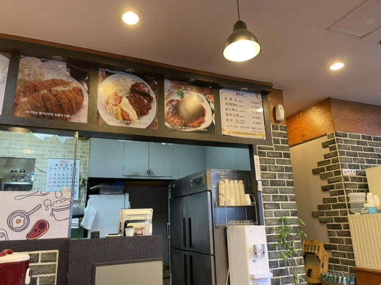 풍년돈까스 이미지