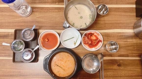 신장터족발돼지국밥 이미지