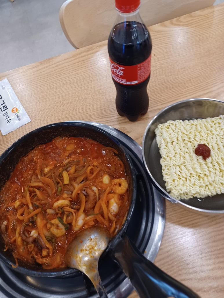 조방낙지낙곱새 이미지