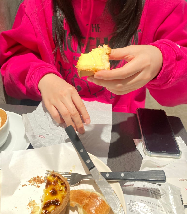 앤시넌(ENTSINNEN) 이미지
