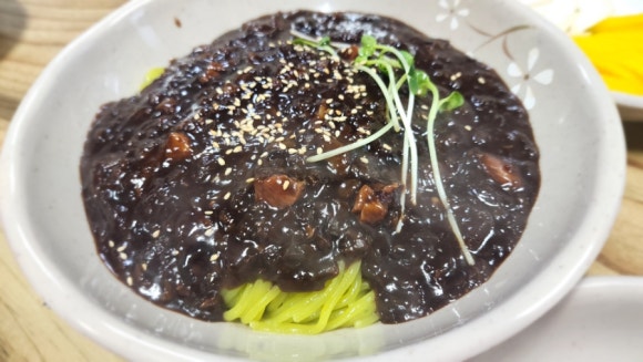 동호루해물짬뽕 이미지