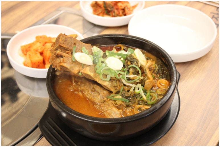 청년감자탕 김해어방점 이미지
