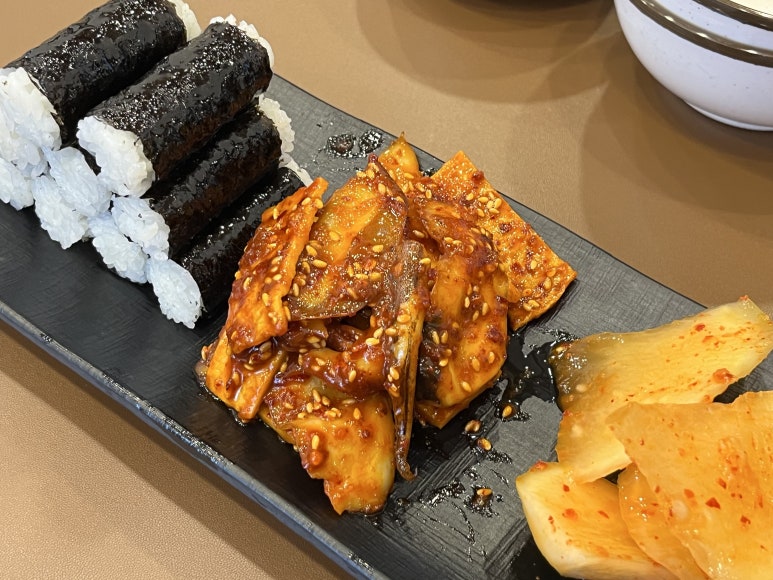 현충무김밥 이미지