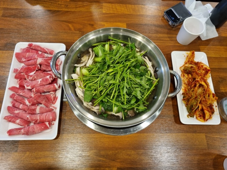 예향얼크니샤브샤브손칼국수 운서점 이미지
