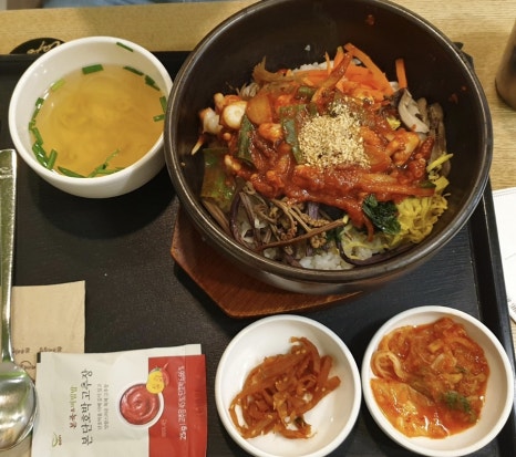 본죽 엔 비빔밥 이미지
