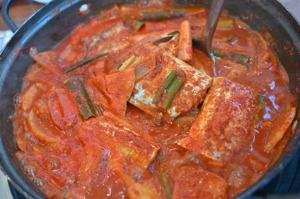 욱이반찬 이미지