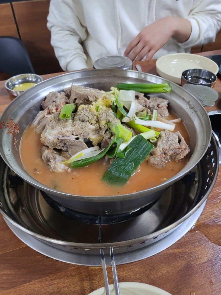 육회한지짐이 본점 이미지