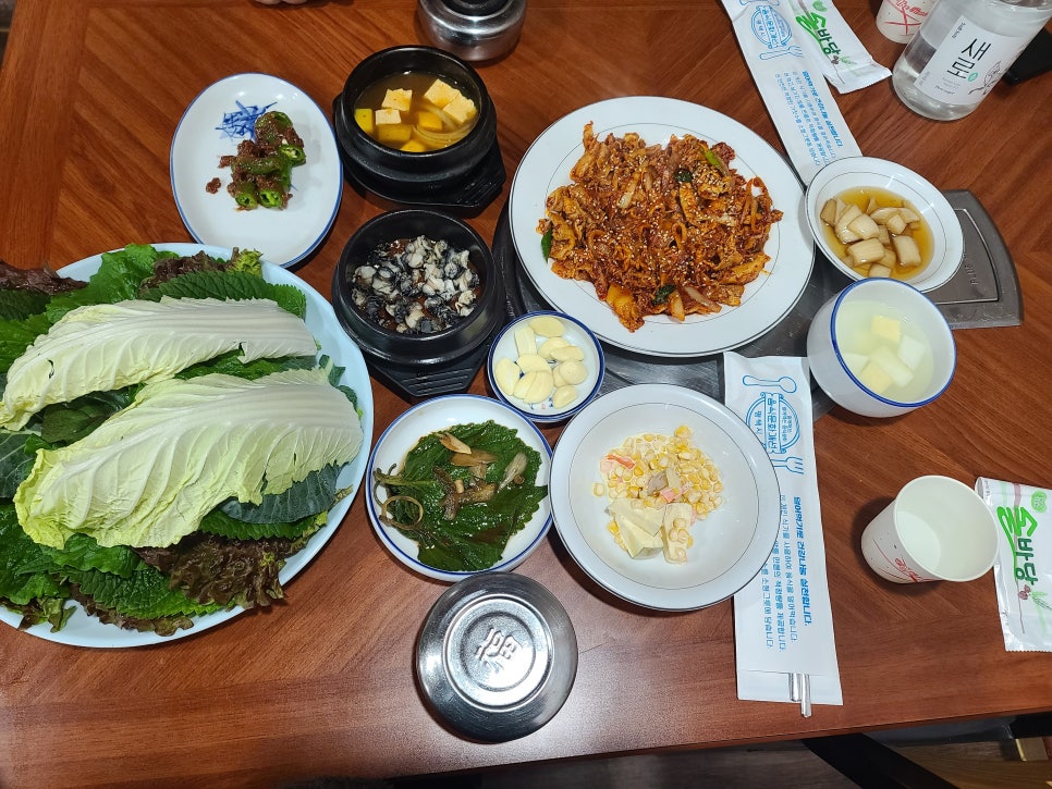 토담우렁쌈밥 이미지