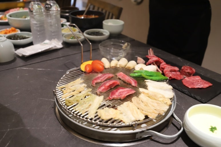 숯불한우 이미지