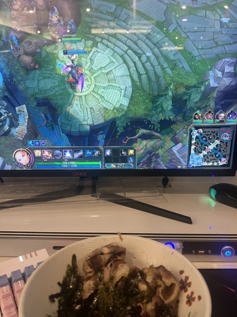 더블유 피씨방 이미지